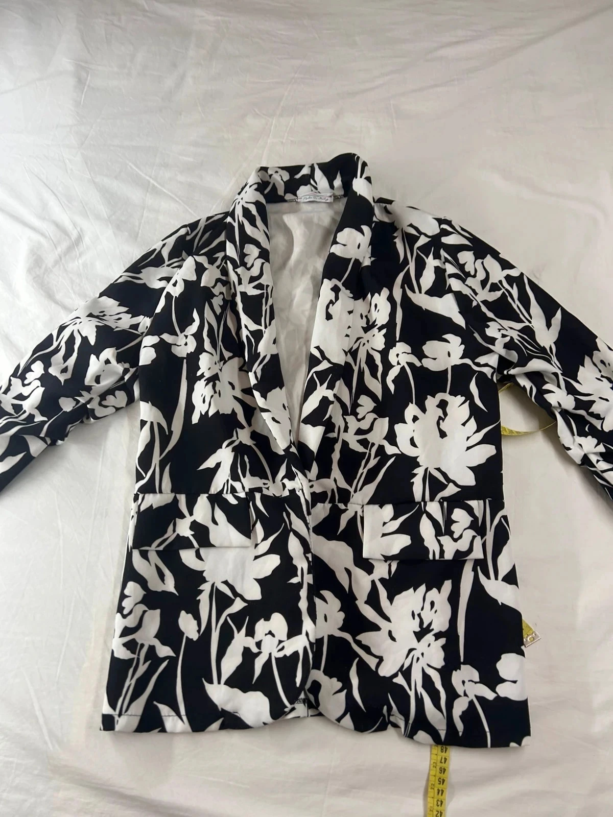Vintage made in Italy black and white patterned viscose shirt jacket – photo 2